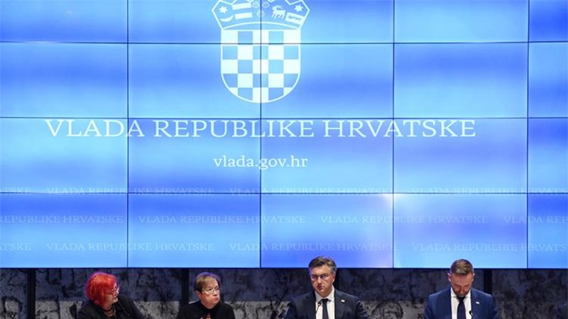 Uručeni ugovori za izgradnju i opremanje 18 centara za starije osobe vrijedni 159 milijuna eura